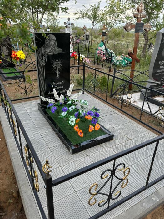 Оградки Цветник. Кресты могилка