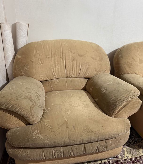 ПРОДАМ 2 кресла Алматы