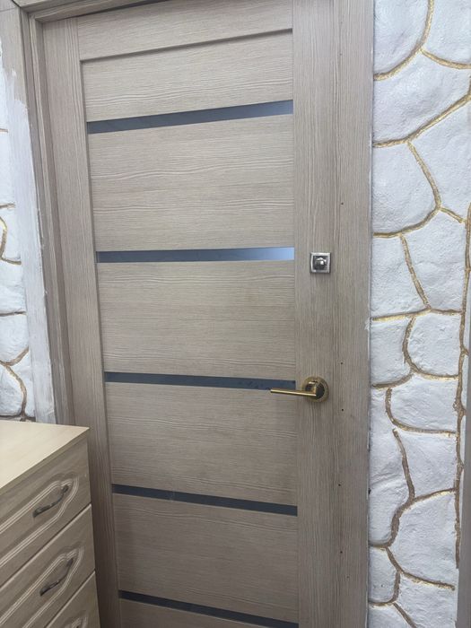 Продам межкомнатные двери