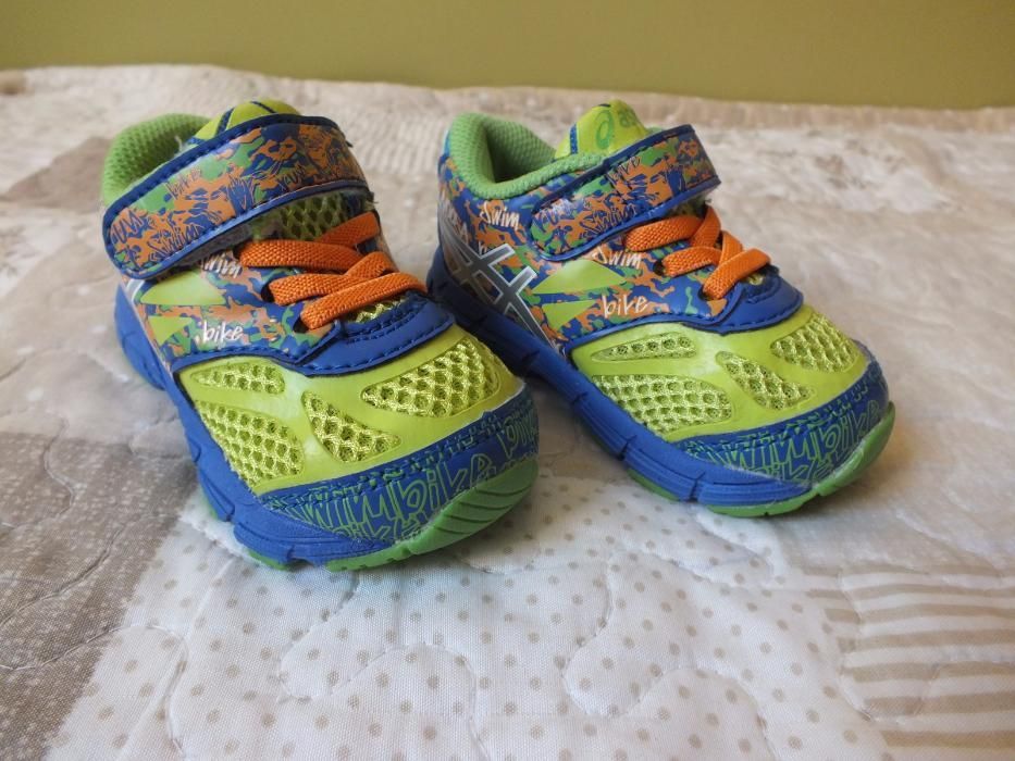 Asics Noosa-оригинални детски маратонки