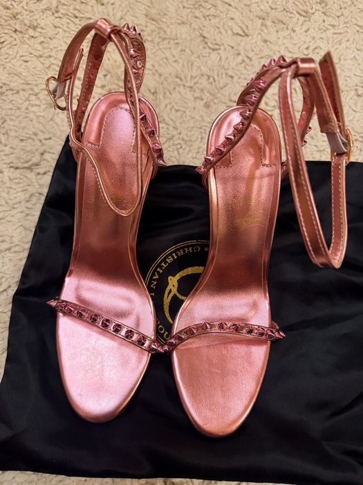 Sanda dama Louboutin roz
