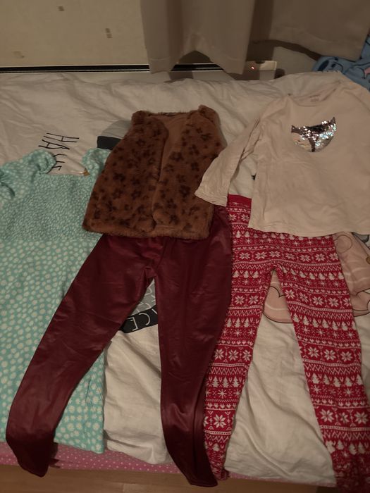 Детски дрехи  всичко по 5 евро