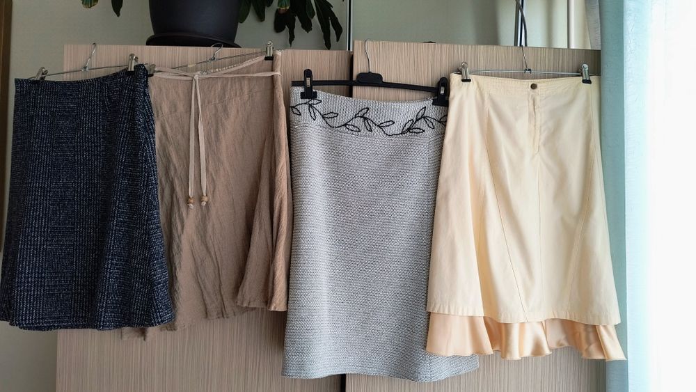 Поли дънкови джинсови вълнени ленени 20 бр за 20 лв.