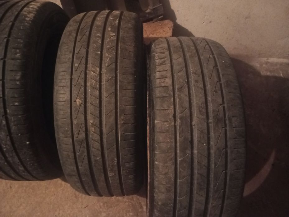 Гуми 235 55 18 Hankook!