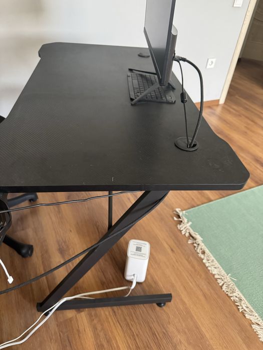 Стол компьютерный Defender