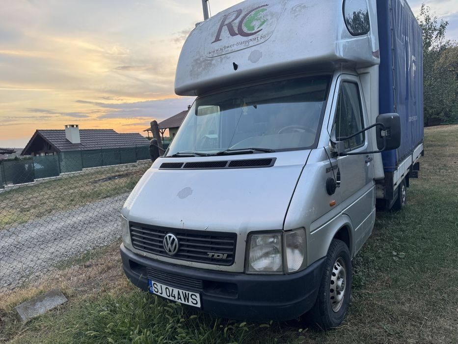 Vând Autoutilitară Volkswagen LT 35 2.5 TDI – Prelată și Cușetă Omologată
