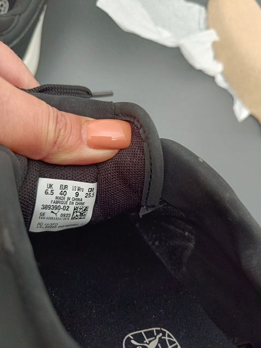 Маратонки Puma номер 40