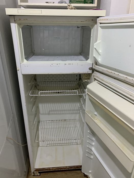 Продам холодильник, б/у  рабочем состоянии