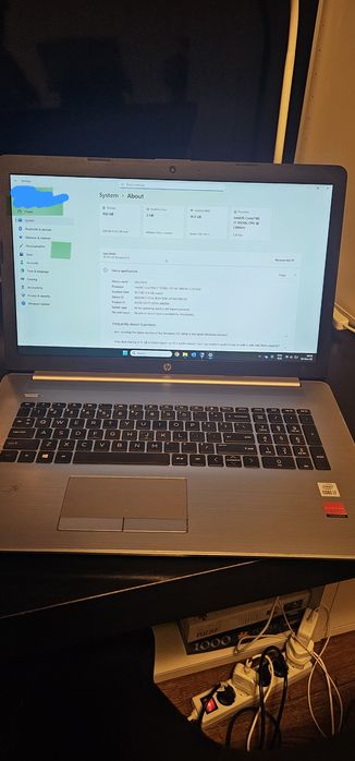 Vand laptop HP 470 G7