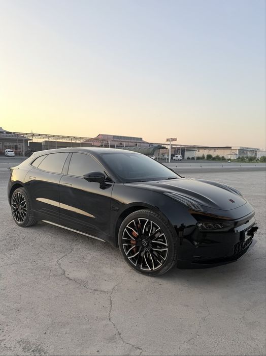 Zeekr 001 YOU Z sport