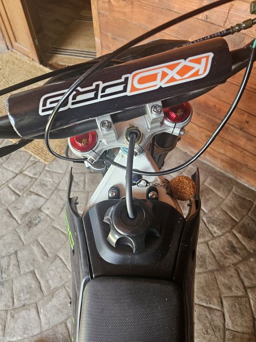 Vând Kxd 125cc aproape nou
