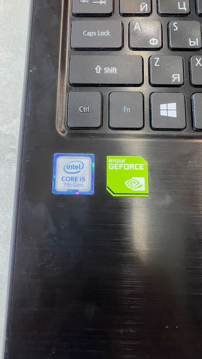 Notebook acer core i5 7th gen.