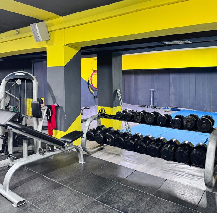 Срочно продам фитнес зал.