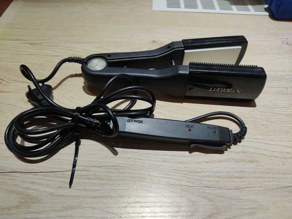 Туфли, фен, утюжок.