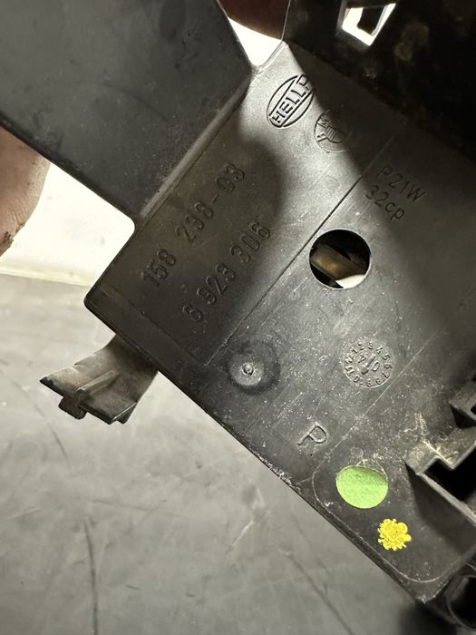 Soclu bec dreapta spate Bmw Seria 5 E60 nfl 6923306 | 525d 530d 535d