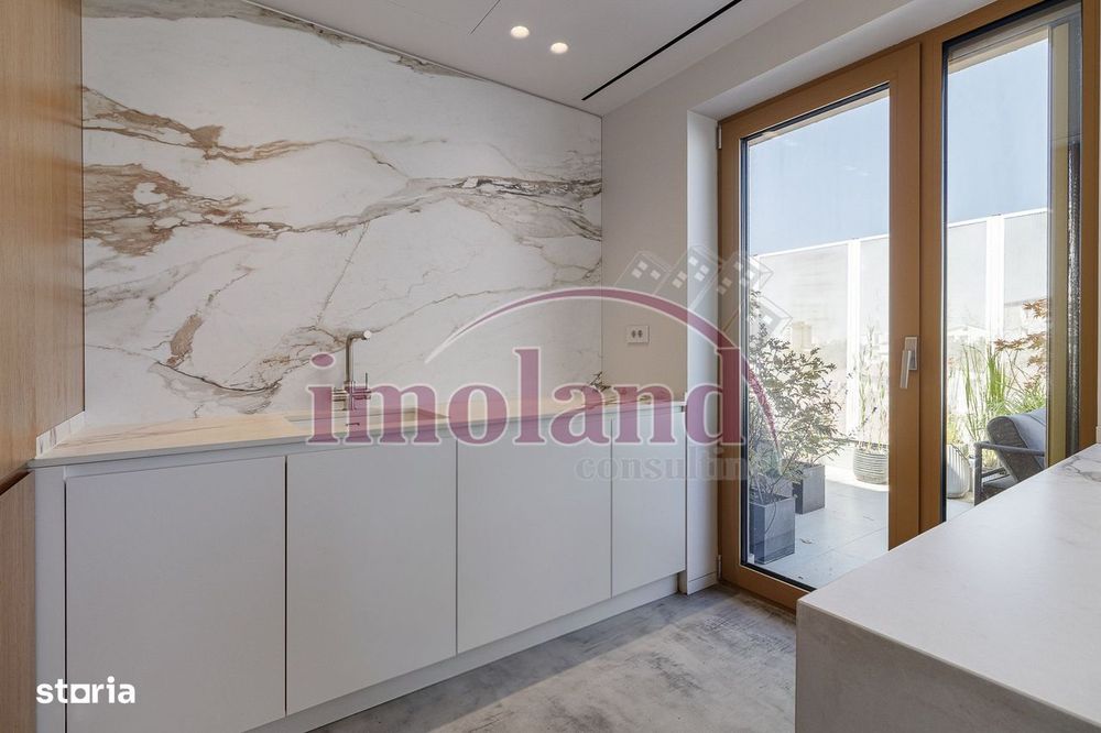 Unique Penthouse with 2 terraces and parking - Central Bucharest