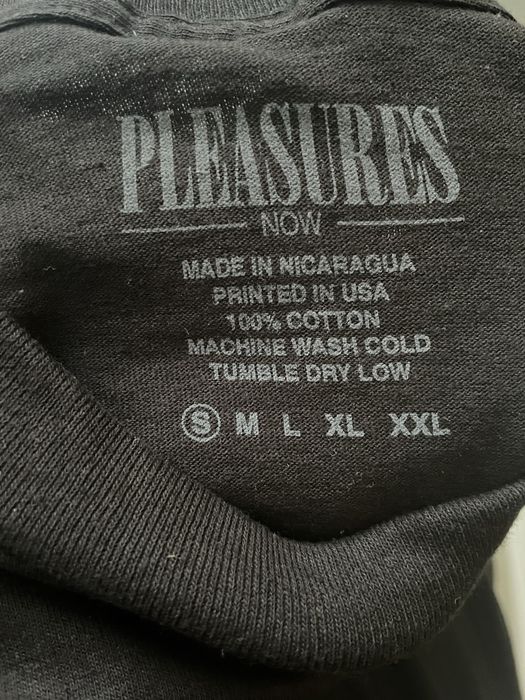 Тениски Pleasures (S)
