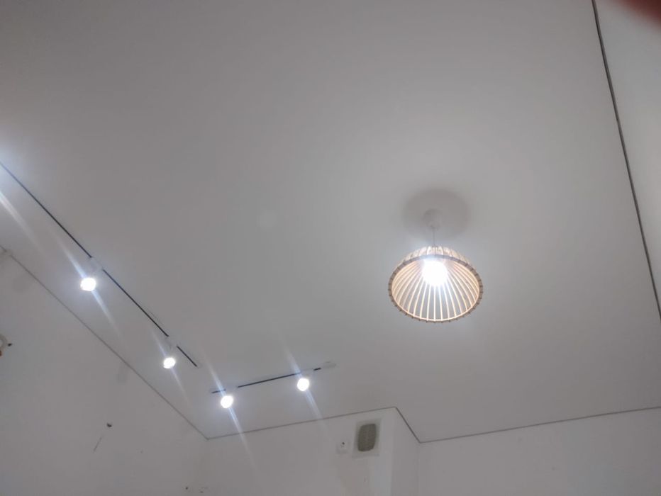 Натяжные потолки ,потолки