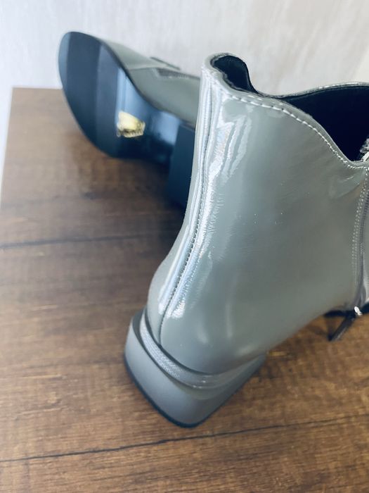 Ghete dama, 39,piele lacuita gri