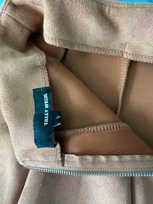 Велурена плисирана пола Tally Weijl S camel/beige