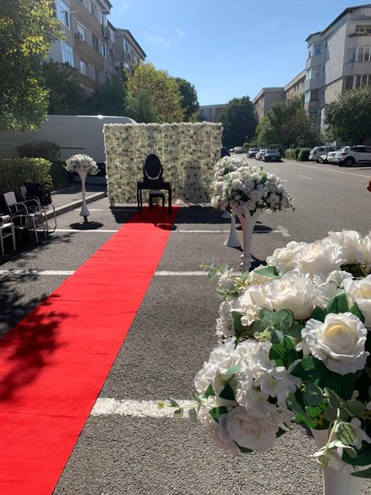 Vând Cort eveniment si aranjamente florare