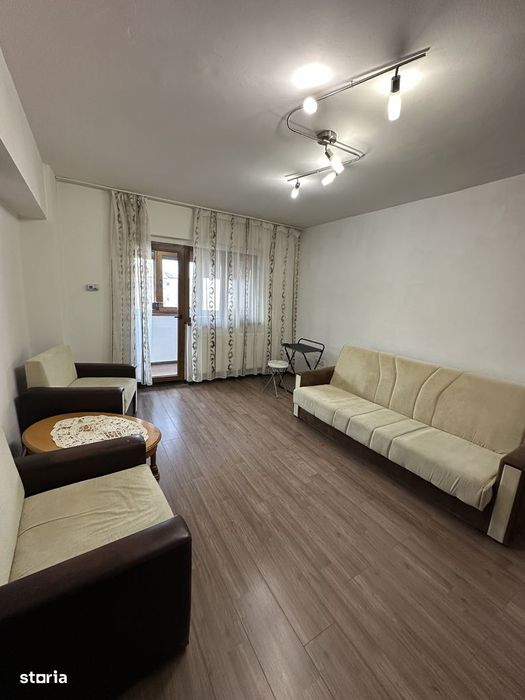 Apartament cu 2 camere de închiriere în zona Școlilor