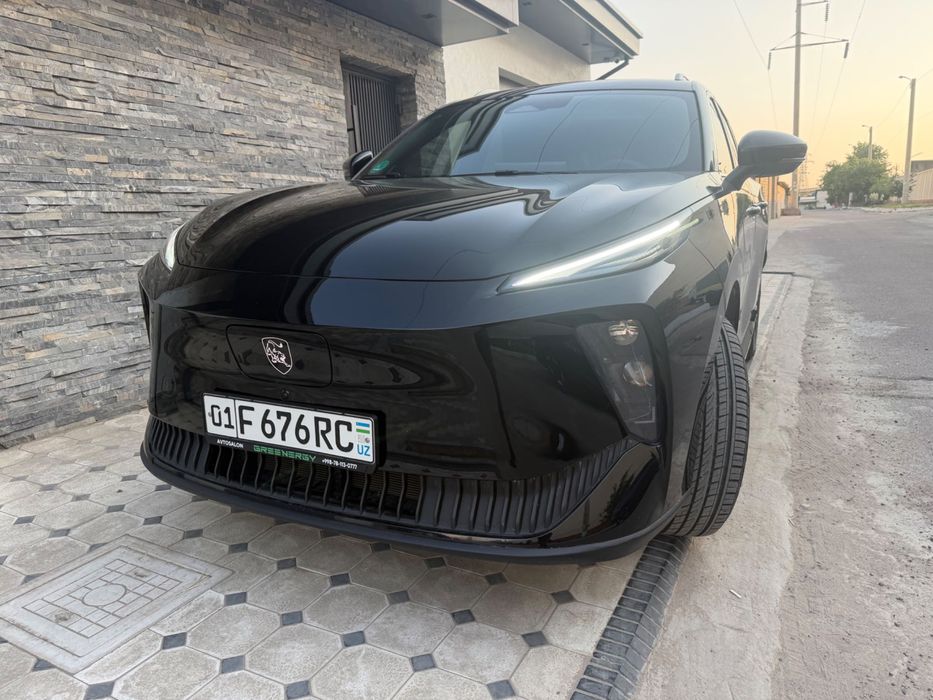 Dongfeng Forthing Friday Hybrid в наличии срочно!