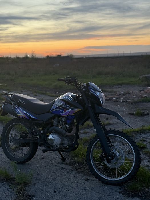 Продам эндуро 250