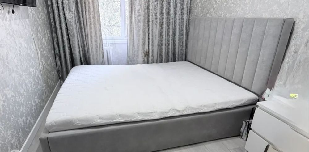 Кровать двуспальная