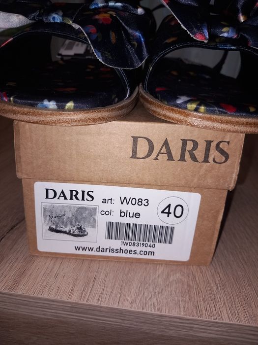 Нови сандали Daris