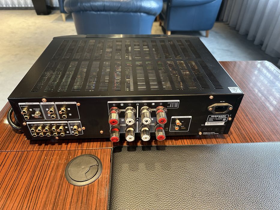 Усилвател MARANTZ PM8006 Black