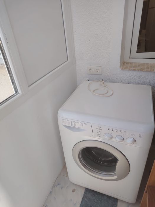 Inchiriez garsoniera complet renovata