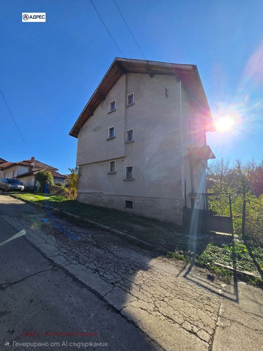 Къща в Плевен, област-с.Радишево площ 210 цена 162000