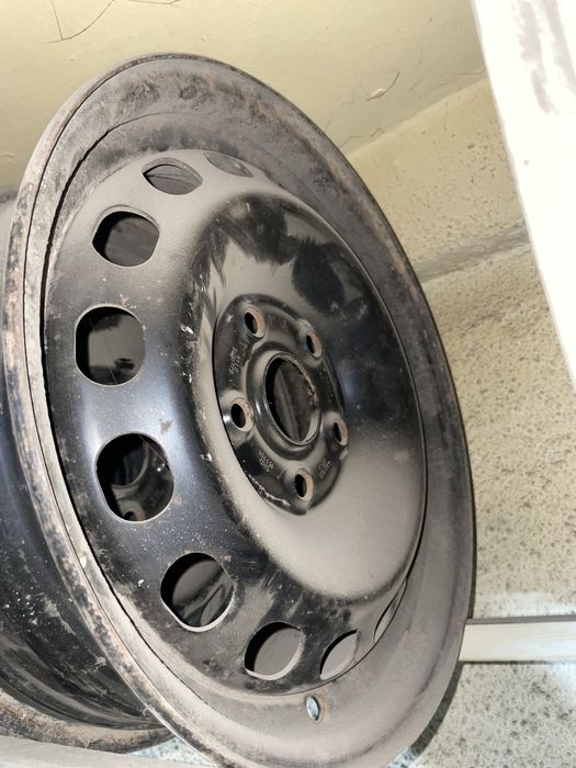 Продам диски на ауди р15 2шт