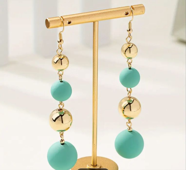 Cercei turcoaz eleganti