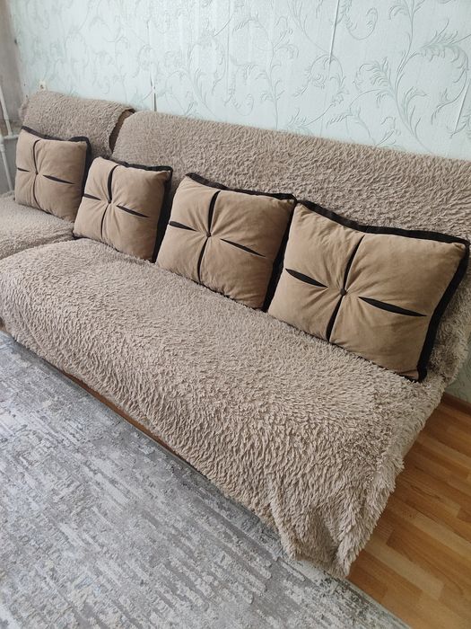 Продаю диван, кресло