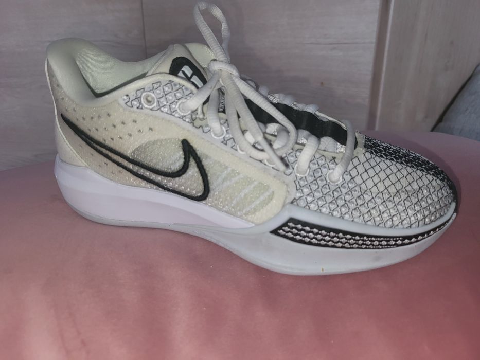 Nike Sabrina кроссовки