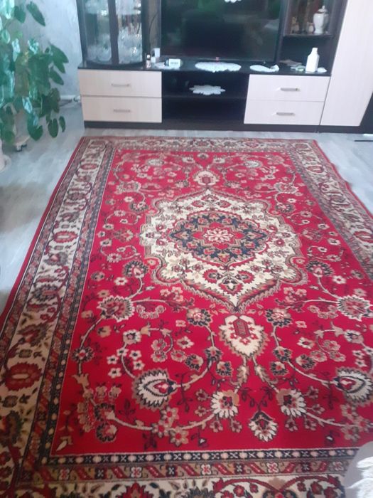 Продам ковер шерстяной