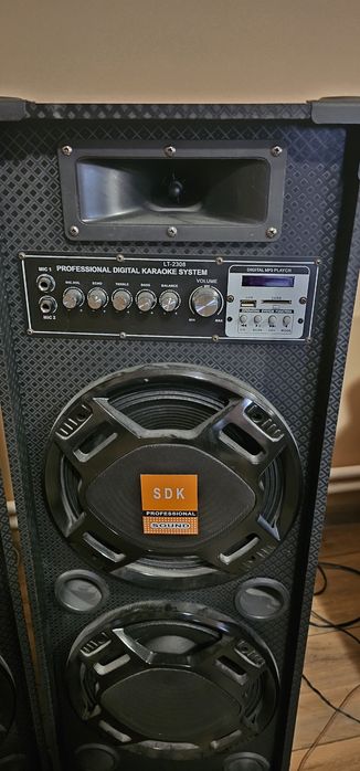 Boxe SDK PROFESIONALE PMPO1500W (karaoke ,active, cu USB BLUETOOTH