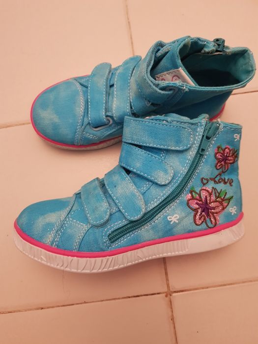 Кецове жирав тюркоазени.