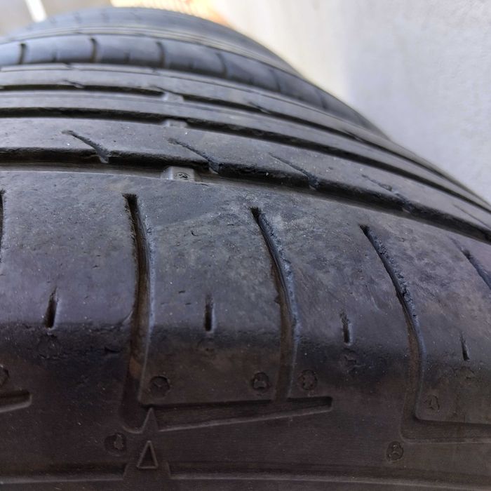 Anvelope vară Dunlop SP Quattromaxx 235/60/R18 folosite