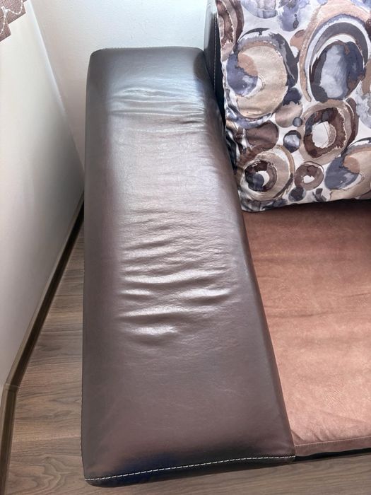 Ъглов диван запазен