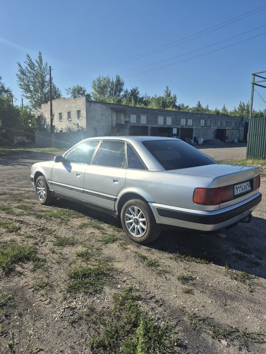 Продам Ауди 100с4 2.0