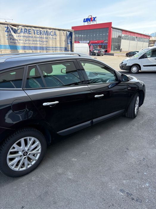 RENAULT Megane 2011 — imagine 3