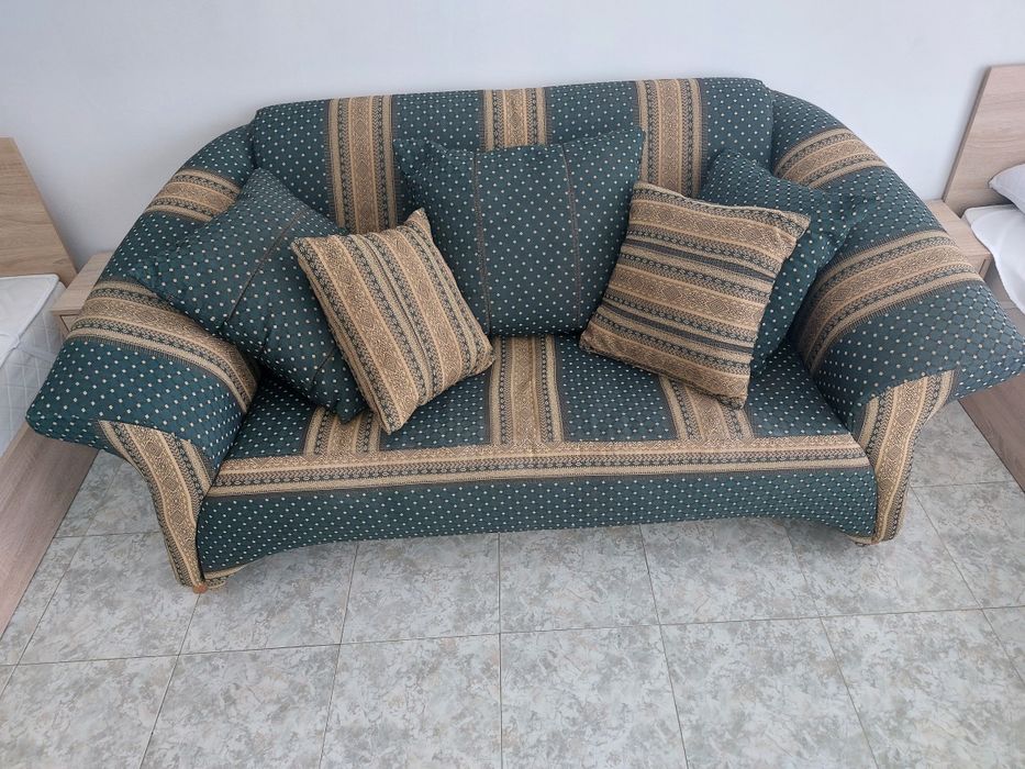 Дивани, кухненски ъгъл, разтегателен ретро диван-канапе