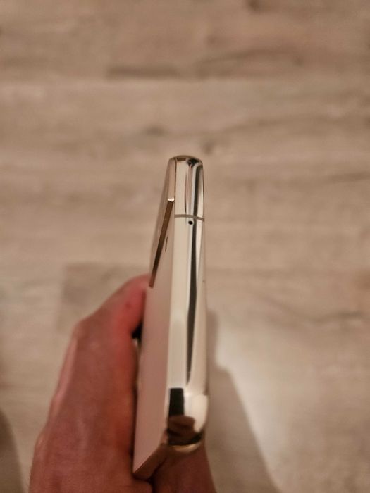 Продаю Samsung S22+ в идеальном состоянии