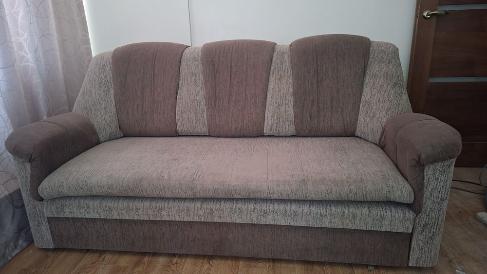 Продам диван. Раскладной.