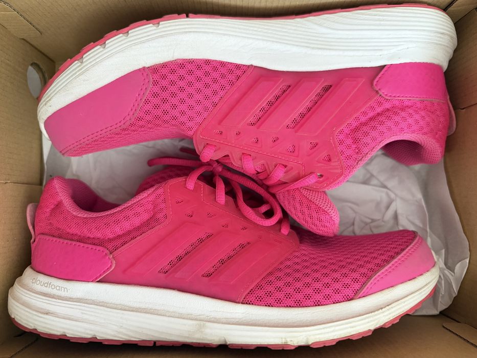 Маратонки ADIDAS
