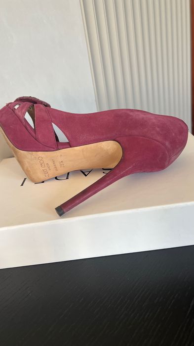 Стильные туфли Jimmy’ Choo