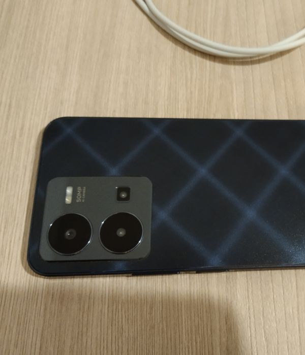 Продам Vivo Y35 128 гб